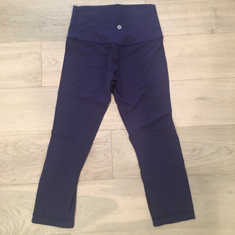 Dark blue Lululemon Capri pants